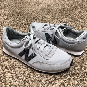 New Balance WL410BU Lace Up Sneakers Gray Sz 8/39